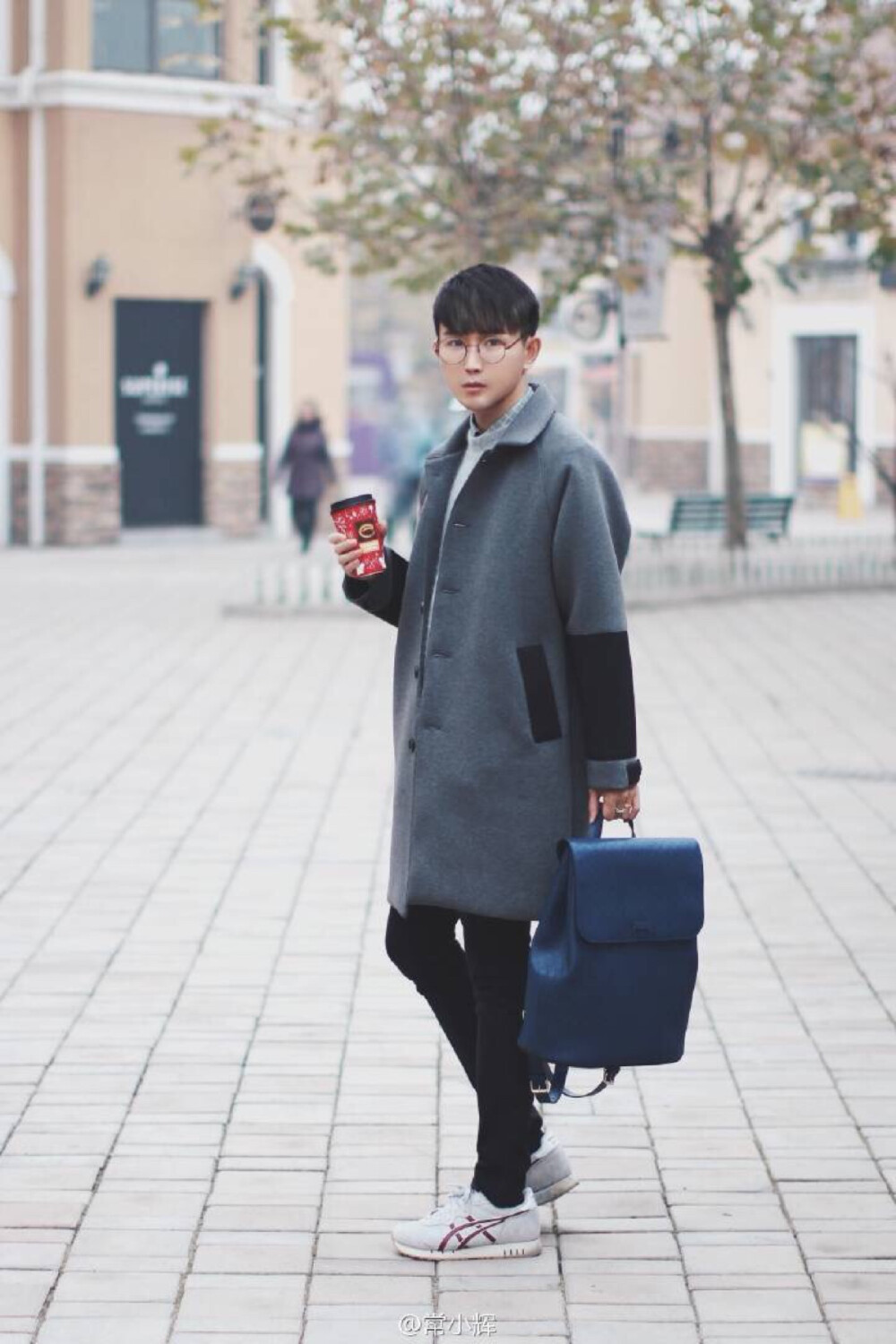 爱死了的小二辉和寒总✨