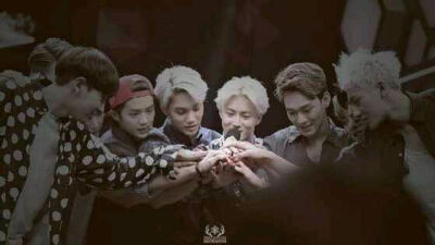 EXO——WE ARE ONE