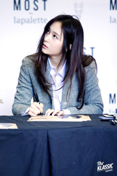 Krystal 141213 Lapalette #郑秀晶签售会# cr：@the_klassic