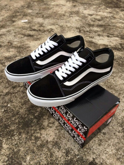 VANS OLD SKOOL 至尊经典款