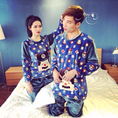 超级玛丽睡衣套装。法兰绒。