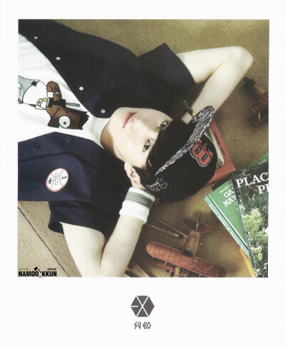 SUM Goods Polaroid Ver.1高清扫图 *EXO