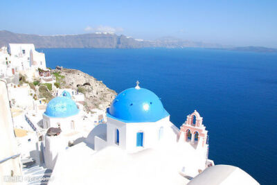 再看一遍 蓝色流连的湖面 这想念 足够跨过天边。。。