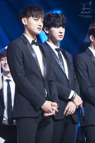 黄子韬 朴灿烈 EXO