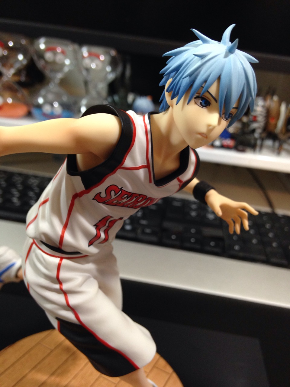 黑子的篮球手办细节图