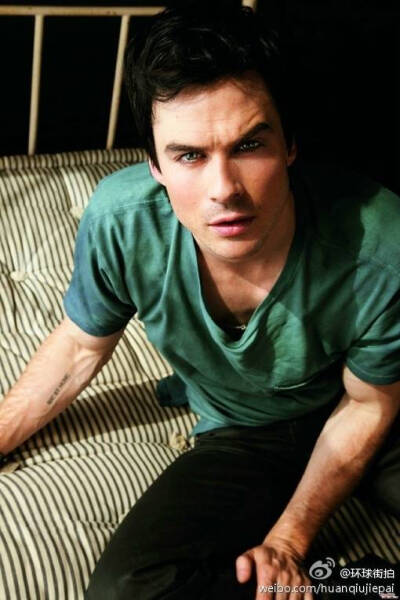 《吸血鬼日记》帥氣王子 Damon Salvatore ！