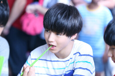 TFBOYS王俊凯 TFBOYS偶像手记