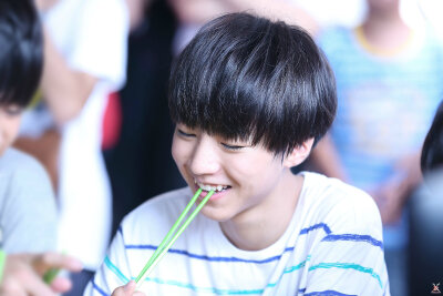 TFBOYS王俊凯 TFBOYS偶像手记