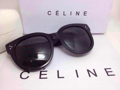 黑超，很酷的Celine 墨镜，明星款！