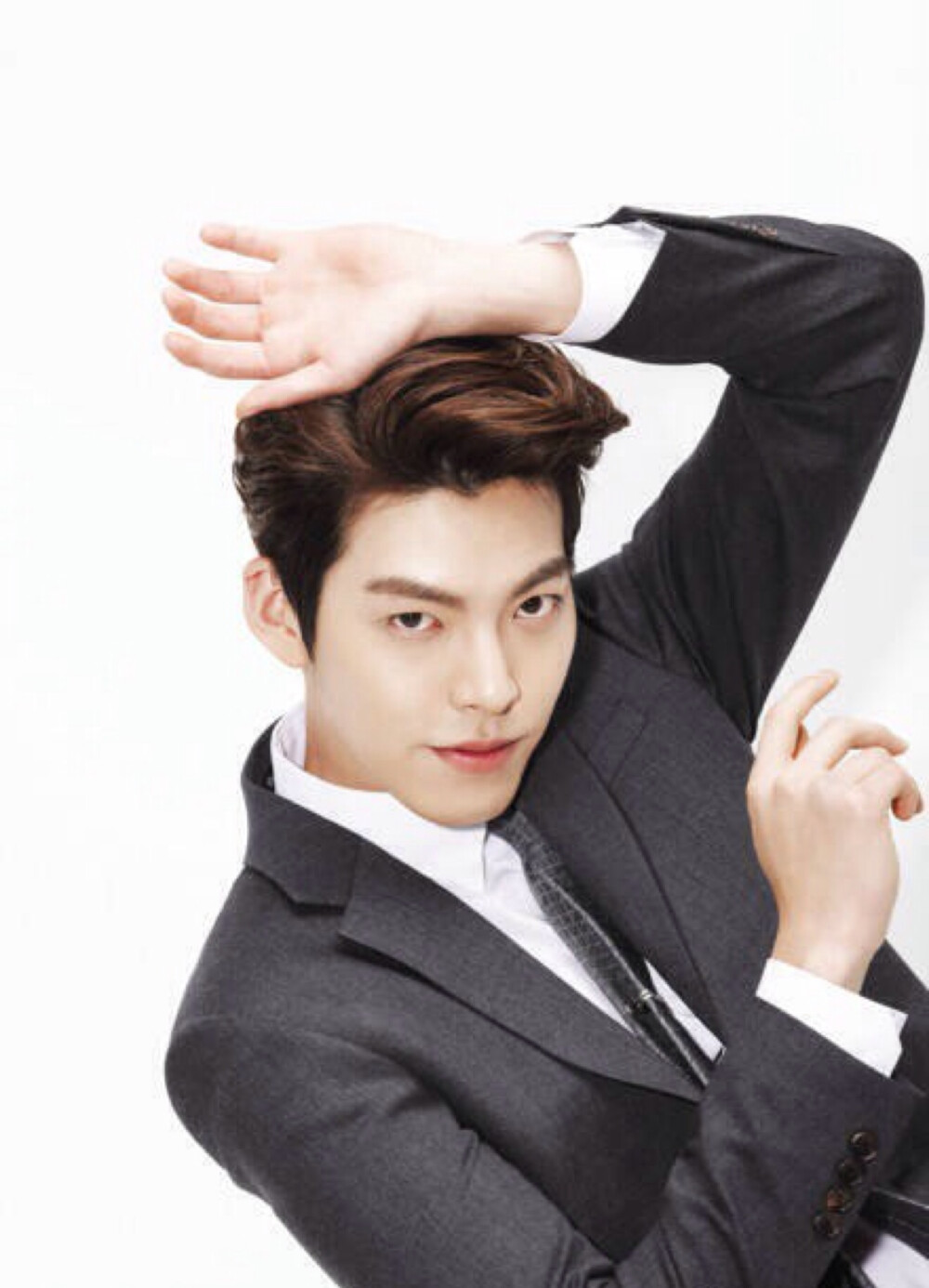 金宇彬 Woo-bin Kim 鱼饼