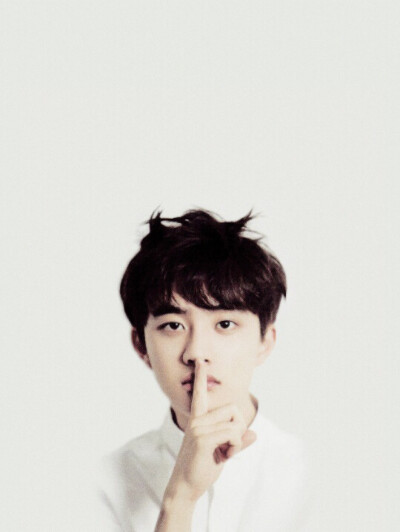 EXO. D.O.