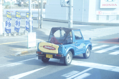日本，别府。日本的小车真的都很可爱~