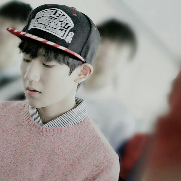 亲爱的，摸摸头 tfboys王源