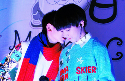 #凯源# 雪一片一片一片一片。