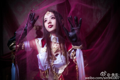 剑三明教喵姐COS，喜欢这姑凉的长相-.-