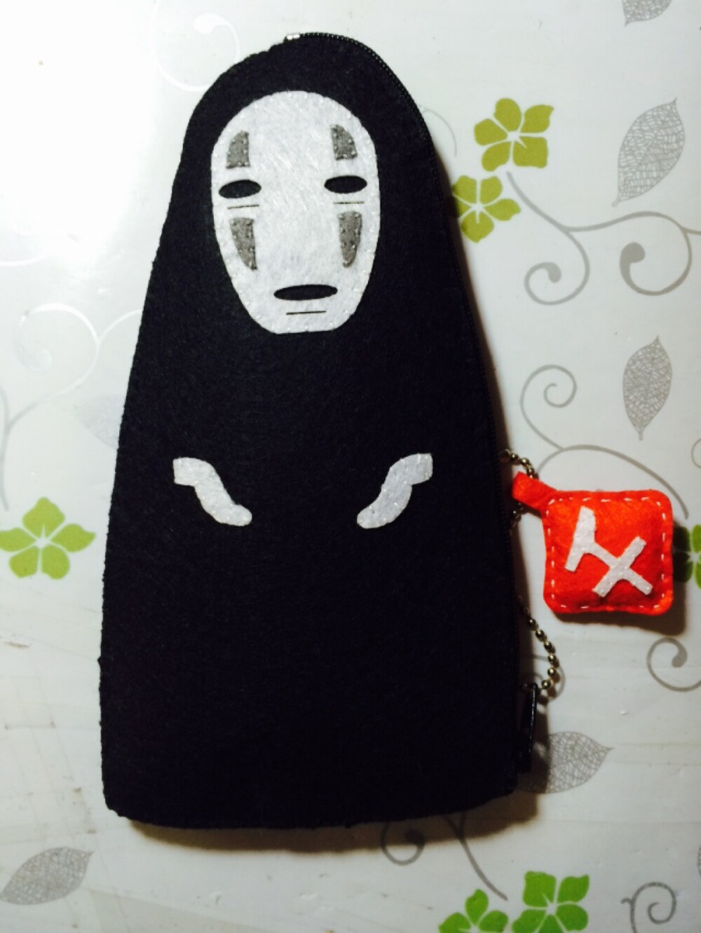 无脸男不织布笔袋
