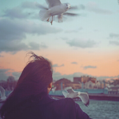 我不好，但只有一个。珍惜也好, 不珍惜也罢。如果哪天你把我弄丢了，我不再让你找到我。友情也好，爱情也罢。我若离去，后会无期。