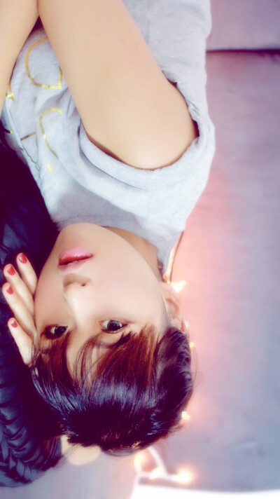 有些人闹着闹着就近了 有些人笑着笑着就远了