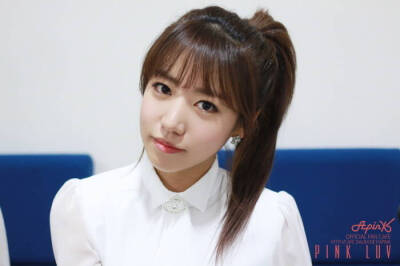 apink 郑恩地 朴初珑 孙娜恩 伊普美 吴夏荣 金南珠