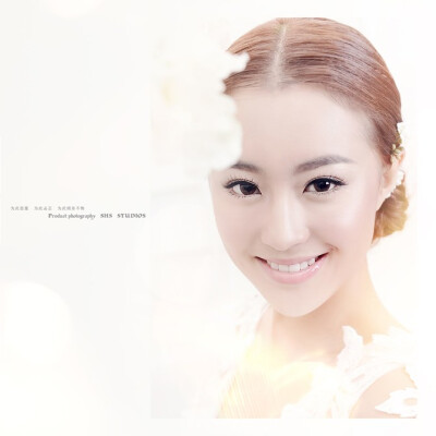 谢谢你给的温暖 透彻了每一根毛细血管 我不要周游世界 我只要找到你就可以 我想 一个人一定要经历一场爱恋 为此思量 为此忐忑 为此殒身不恂