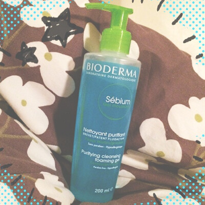 【BIODERMA Sebium Purifying and Foaming Cleansing Gel】这里：http://www.douban.com/note/343480090/ 