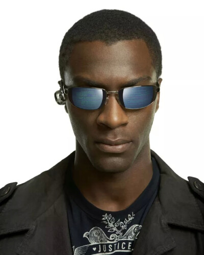 Alec Hardison 都市侠盗 角色：电脑高手 演员：Aldis Hodge