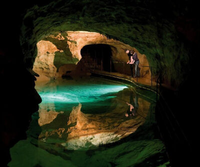 澳大利亚-珍罗兰山洞（Jenolan Caves）