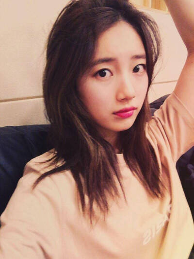 裴秀智Suzy