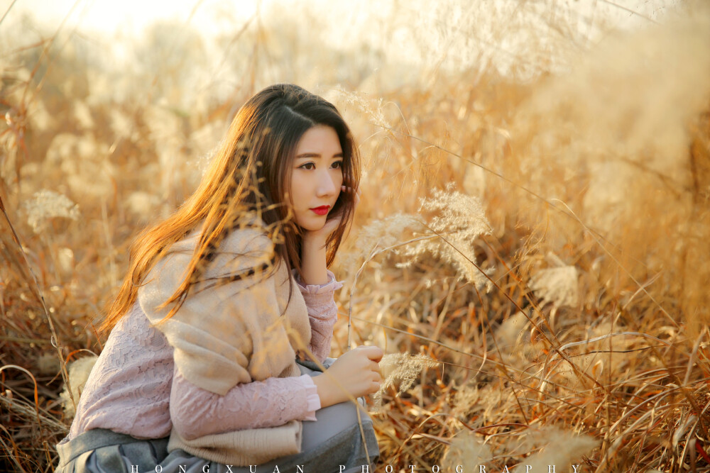  摄影：洪小漩 出镜：马儿 杭州瓶窑北湖，比我想象中要美。