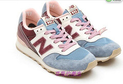 New Balance WR996 UD复古跑步女鞋