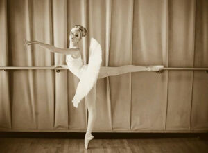 凡事总有好坏之分，找到平衡点最重要