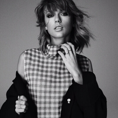 TAYLOR SWOFT - Grazia France