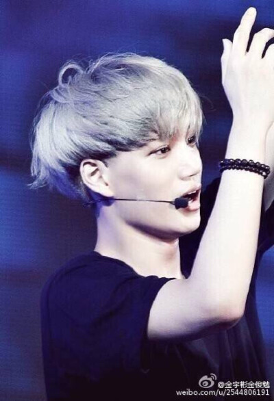 金钟仁 KAI EXO