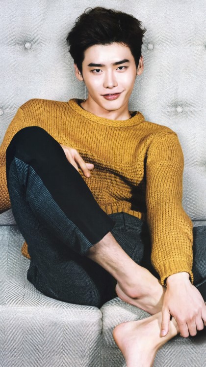 Lee Jong Suk