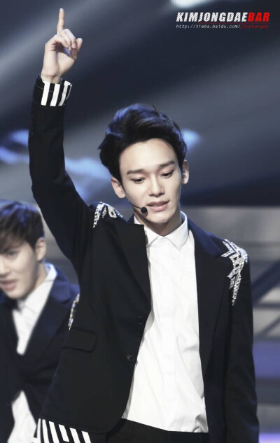 金钟大 CHEN EXO