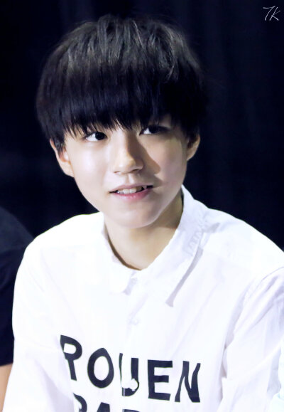 TFBOYS王俊凯 2014.8.5 热力赛车新闻发布会采访。