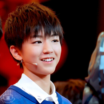 TFBOYS王俊凯 2014.12.17 过年七天乐录制现场。