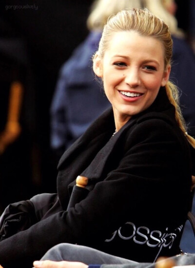 Blake lively 绯闻女孩。壁纸 头像。怀念这部经典美剧。