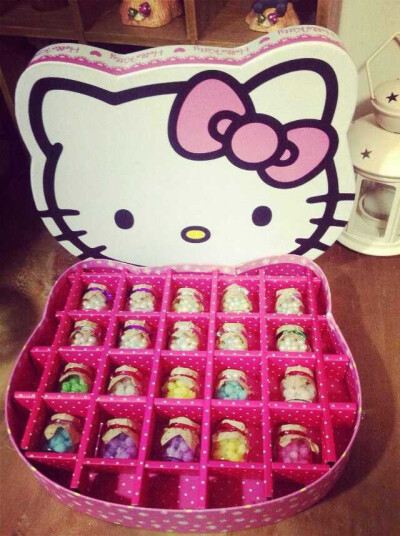  hello kitty 限量糖果..礼盒