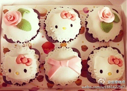 hello kitty杯子蛋糕