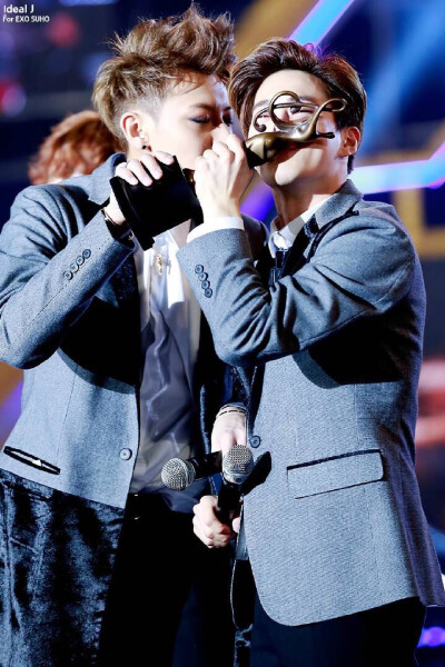 黄子韬 金俊勉 TAO SOHU EXO