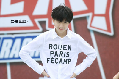 TFBOYS王俊凯 王俊凯 140725东方卫视我们一起来 cr.logo