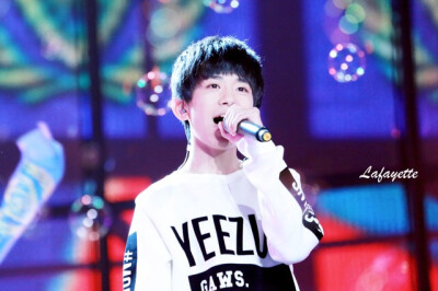 #易烊千玺# #tfboys#