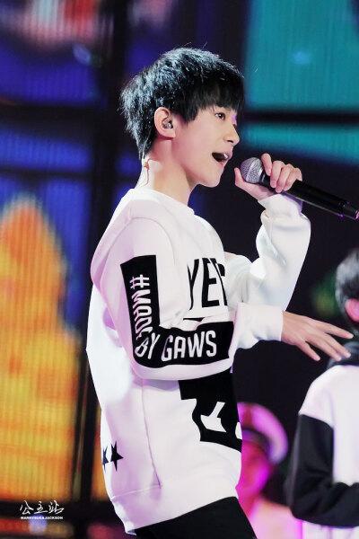 #易烊千玺# #tfboys#