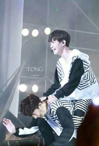 灿白，朴灿烈，边伯贤exo