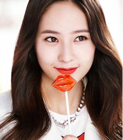 Krystal 150130Etude House