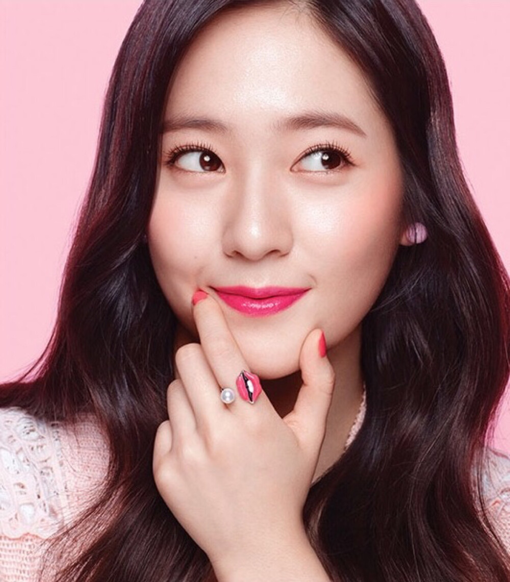 Krystal 150130Etude House