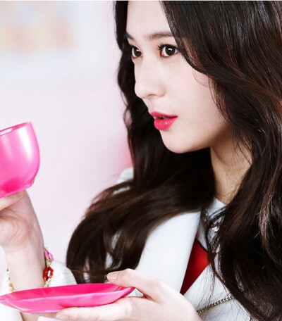 Krystal 150130Etude House