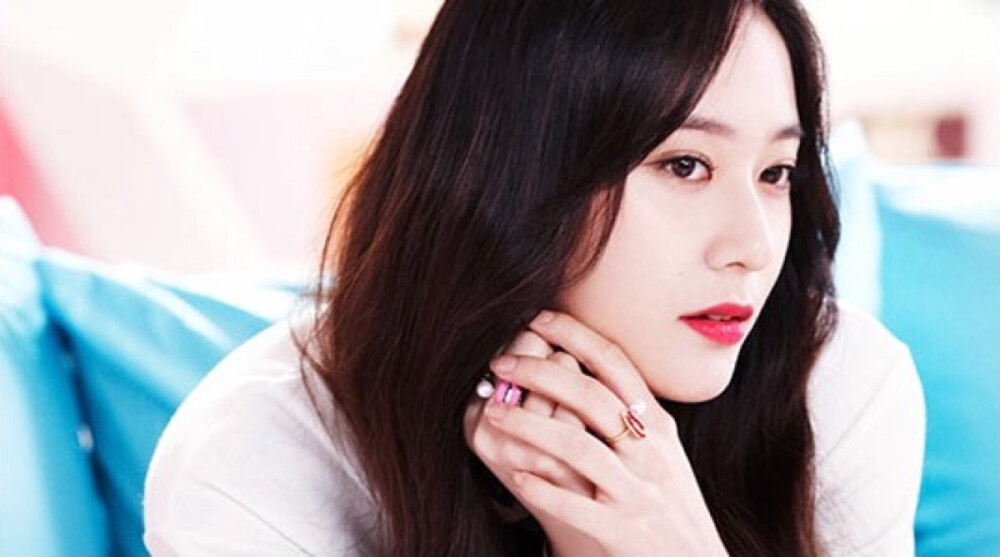 Krystal 150130Etude House