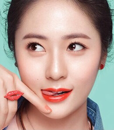 Krystal 150130Etude House